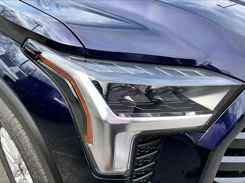 New 2026 Toyota Tundra SR5 AWD/4WD image 13