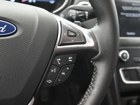 Used 2019 Ford Fusion SE w/ Equipment Group 151A FWD image 25
