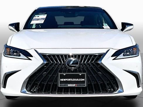 Certified 2024 Lexus ES 350 w/ Accessory Package (Z1) FWD image 3