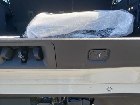 New 2025 Ford Expedition Max Active image 11