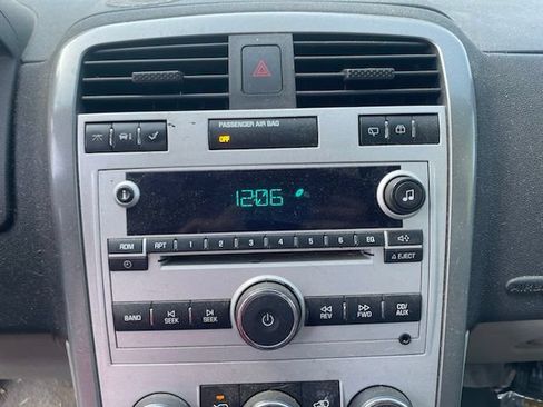 Used 2007 Chevrolet Equinox LS FWD image 18