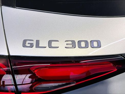 New 2026 Mercedes-Benz GLC 300 4MATIC image 6
