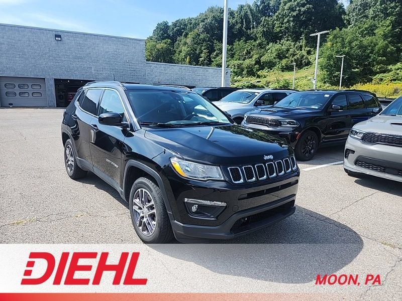 Used 2020 Jeep Compass Latitude AWD/4WD image 1