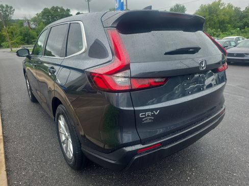 Used 2025 Honda CR-V EX image 7