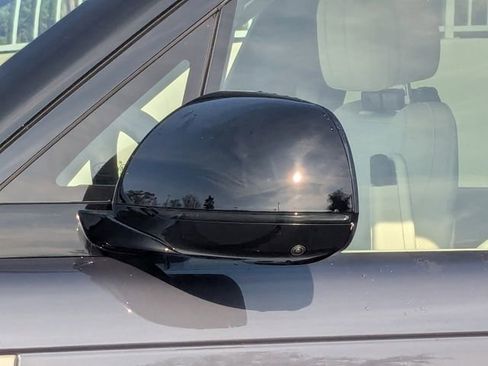 New 2026 Land Rover Range Rover SE image 11