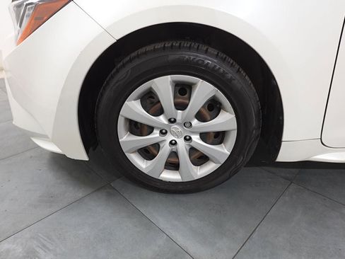Used 2020 Toyota Corolla LE image 26