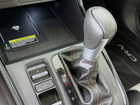 Used 2025 Honda CR-V Sport Touring image 14