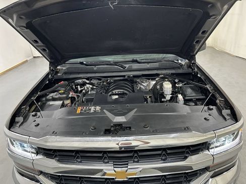 Used 2018 Chevrolet Silverado 1500 LT w/ All Star Edition AWD/4WD image 23