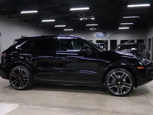 Used 2019 Porsche Cayenne image 6