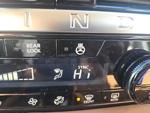 New 2026 Nissan Pathfinder Platinum image 22