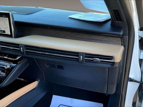 Used 2020 Lincoln Corsair Reserve w/ Equipment Group 201A image 25