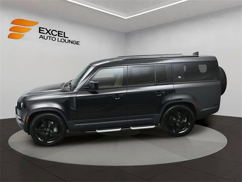 Used 2024 Land Rover Defender 130 S image 58