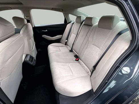 Used 2025 Honda Accord SE image 18
