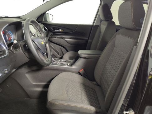 Used 2024 Chevrolet Equinox LT AWD/4WD image 17