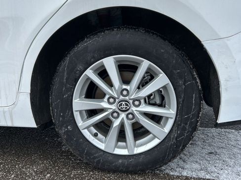 Used 2025 Toyota Camry LE image 18