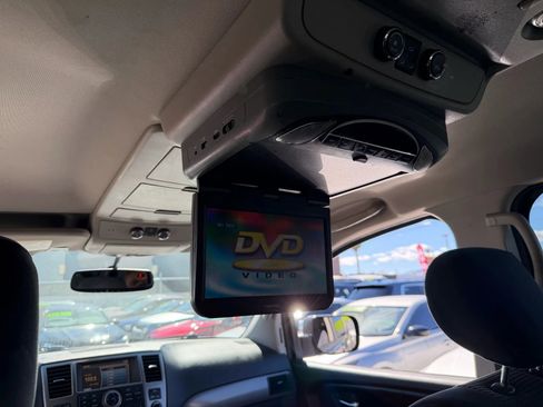 Used 2015 Nissan Armada SV image 16