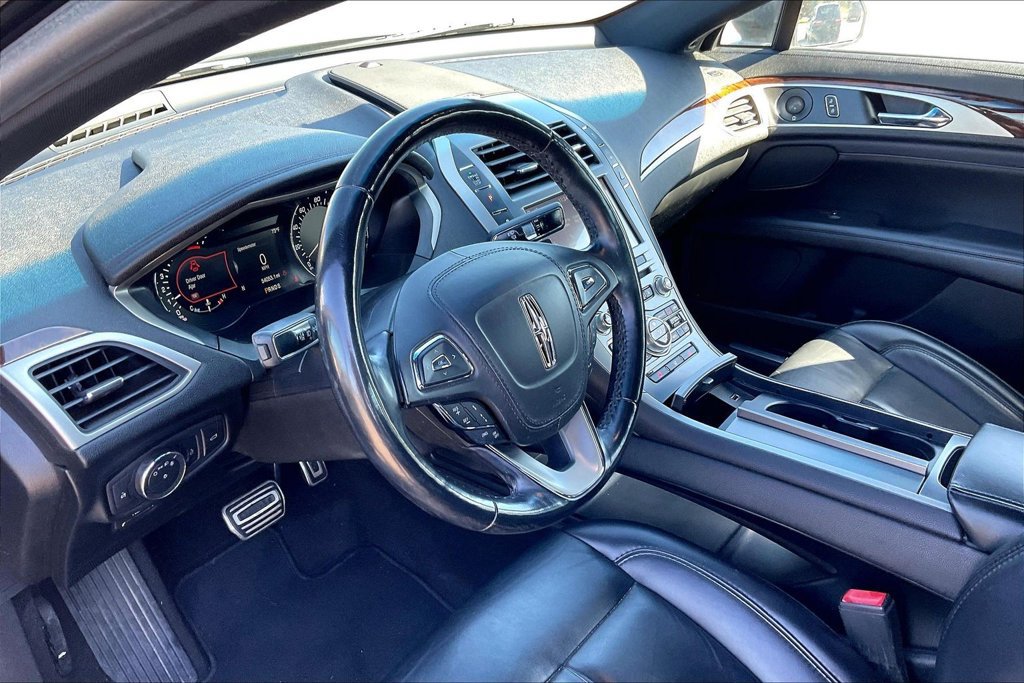 Used 2019 Lincoln MKZ Reserve w/ Reserve Plus Package AWD/4WD image 12