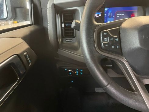 Used 2024 Ford Bronco Black Diamond AWD/4WD image 13