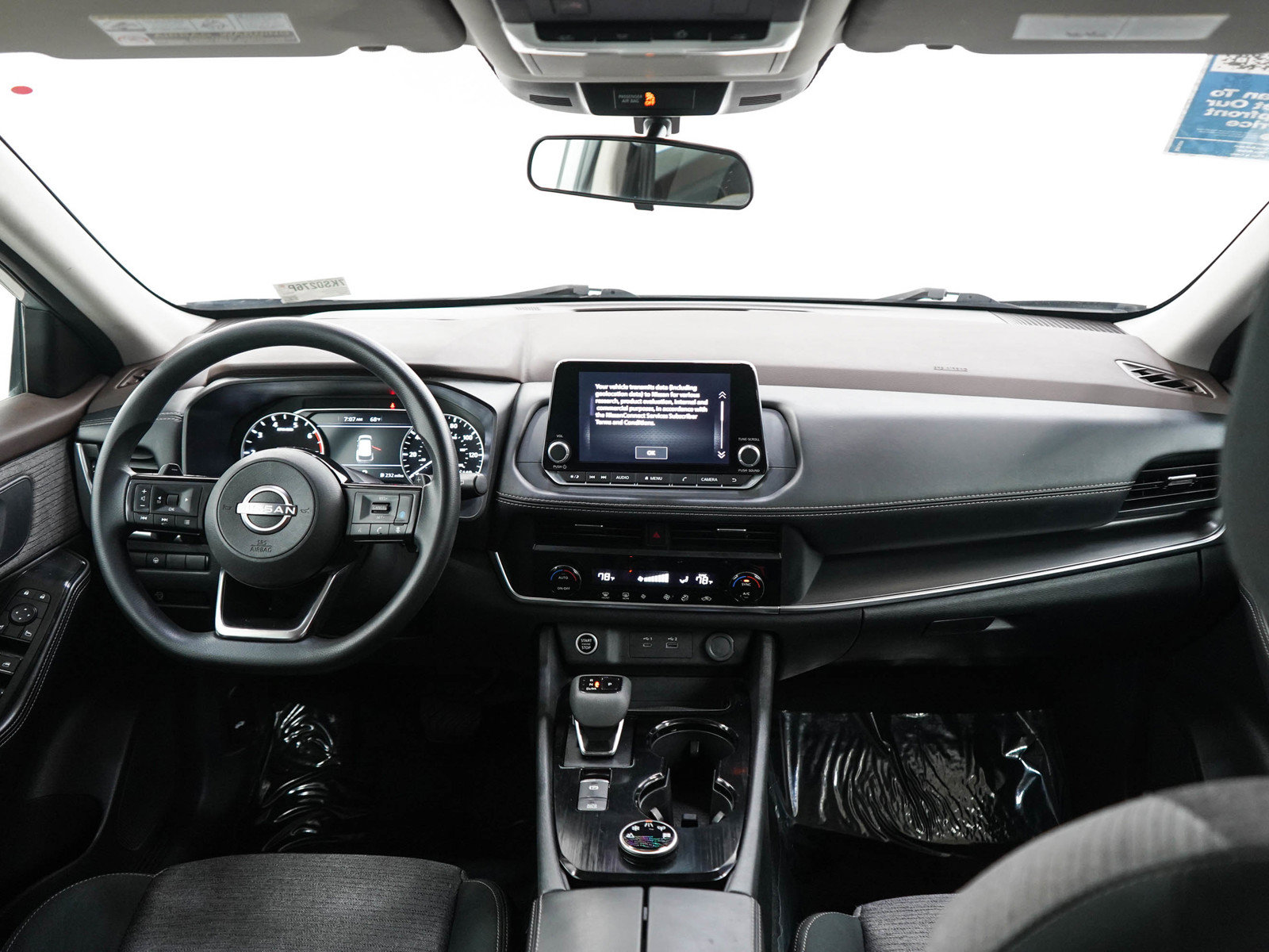 Used 2023 Nissan Rogue SV AWD/4WD image 13