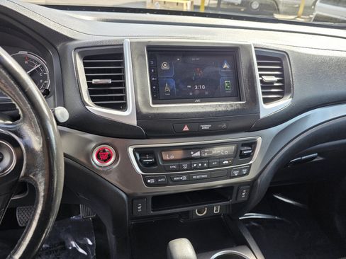 Used 2019 Honda Ridgeline RTL image 16