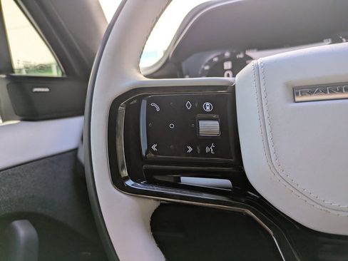 Used 2025 Land Rover Range Rover Sport Dynamic SE image 27