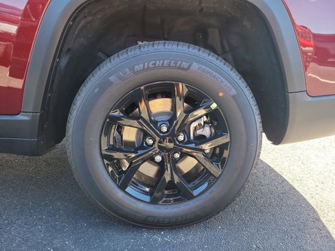 New 2026 Jeep Grand Cherokee L 2WD image 9