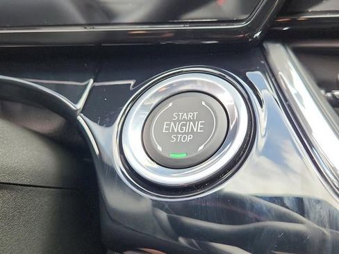 New 2026 Chevrolet Trax RS w/ Sunroof Package FWD image 15