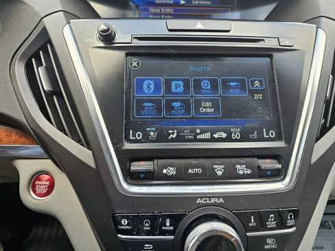 Used 2017 Acura MDX SH-AWD image 19