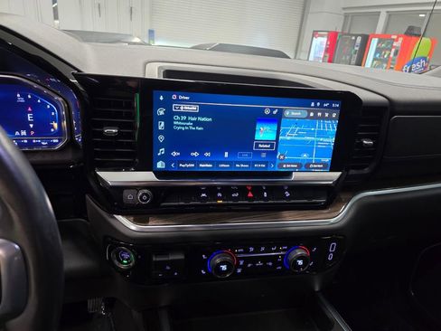 Used 2022 Chevrolet Silverado 1500 LT Trail Boss image 25