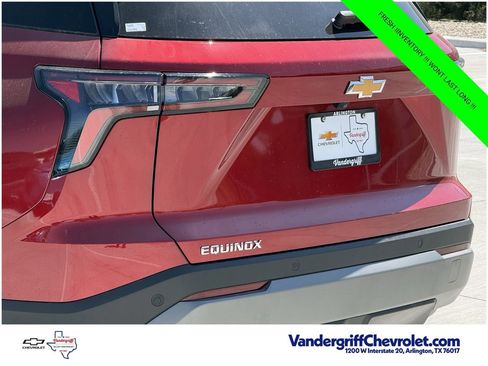 New 2026 Chevrolet Equinox LT w/ Safety and Technology Package FWD image 6