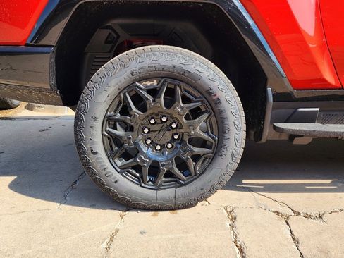 New 2026 GMC Hummer EV 4x4 Crew Cab image 55