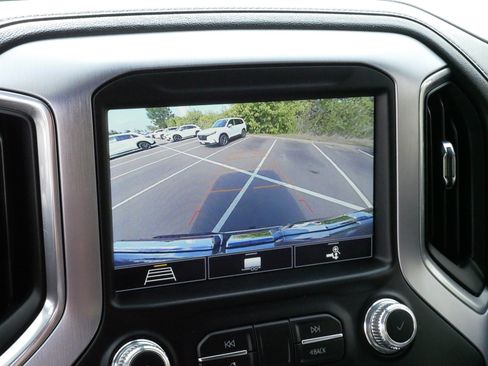 Used 2020 GMC Sierra 1500 SLT w/ SLT Premium Plus Package AWD/4WD image 32