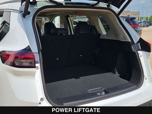 New 2026 Nissan Rogue SV FWD image 28