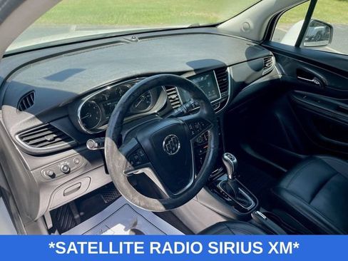 Used 2018 Buick Encore Essence FWD image 10