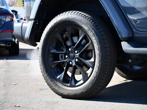 Used 2021 Jeep Wrangler Unlimited Sahara 4xe w/ Cold Weather Group image 10