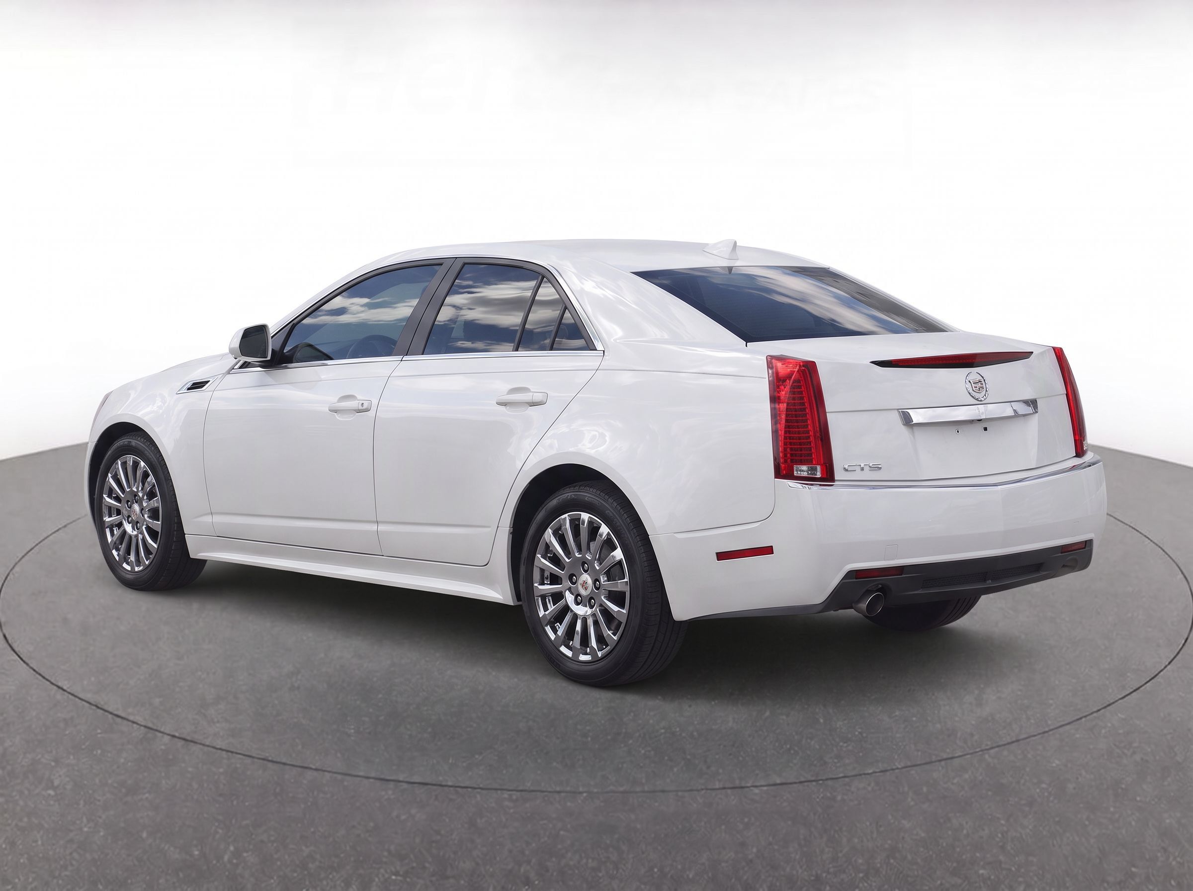 Used 2013 Cadillac CTS Luxury RWD image 3