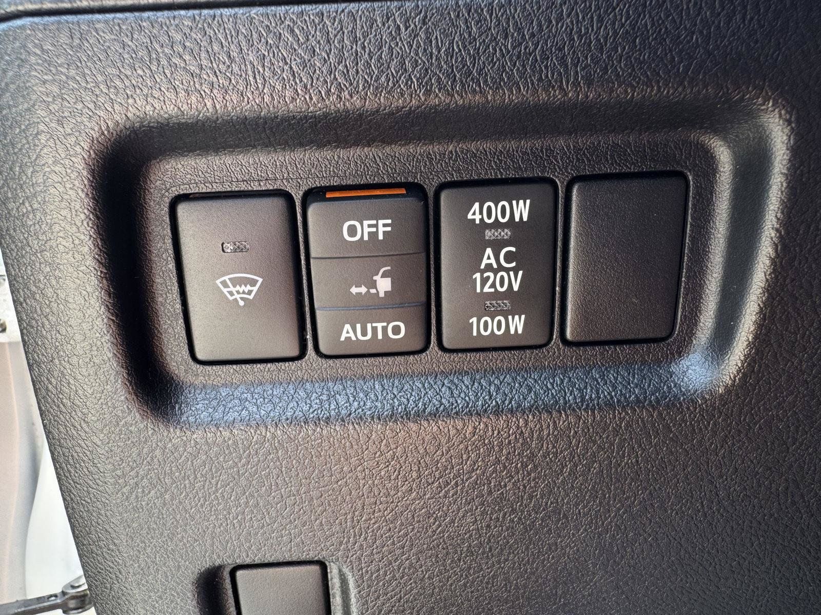 Used 2019 Toyota 4Runner Limited AWD/4WD image 28