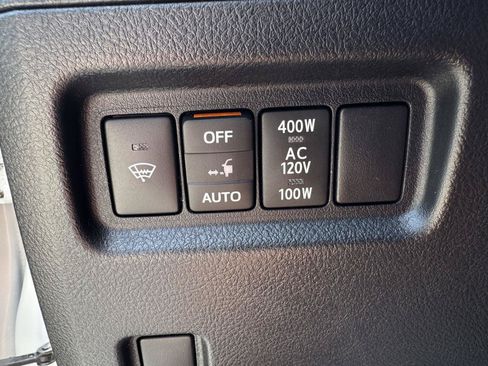 Used 2019 Toyota 4Runner Limited AWD/4WD image 28