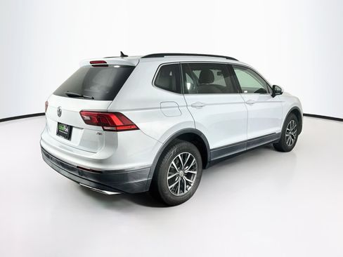 Used 2018 Volkswagen Tiguan SE FWD image 9