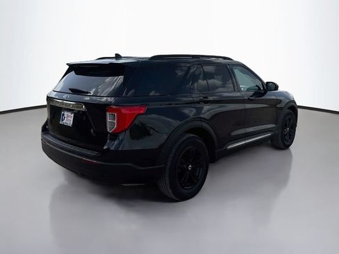 Used 2023 Ford Explorer XLT RWD image 7