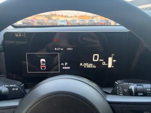 Used 2025 Nissan Kicks S FWD image 13