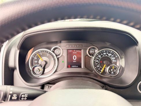 Used 2020 RAM 1500 Big Horn AWD/4WD image 13