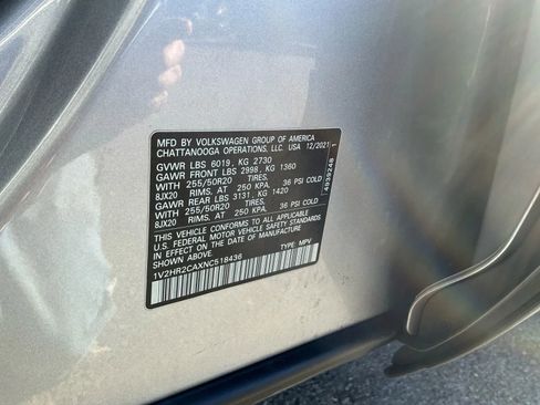 Used 2022 Volkswagen Atlas SE image 37