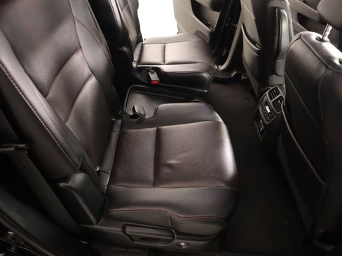 Used 2022 Honda Pilot Black Edition image 16