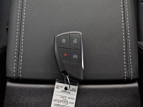 New 2026 GMC Canyon Elevation w/ Convenience Package image 29