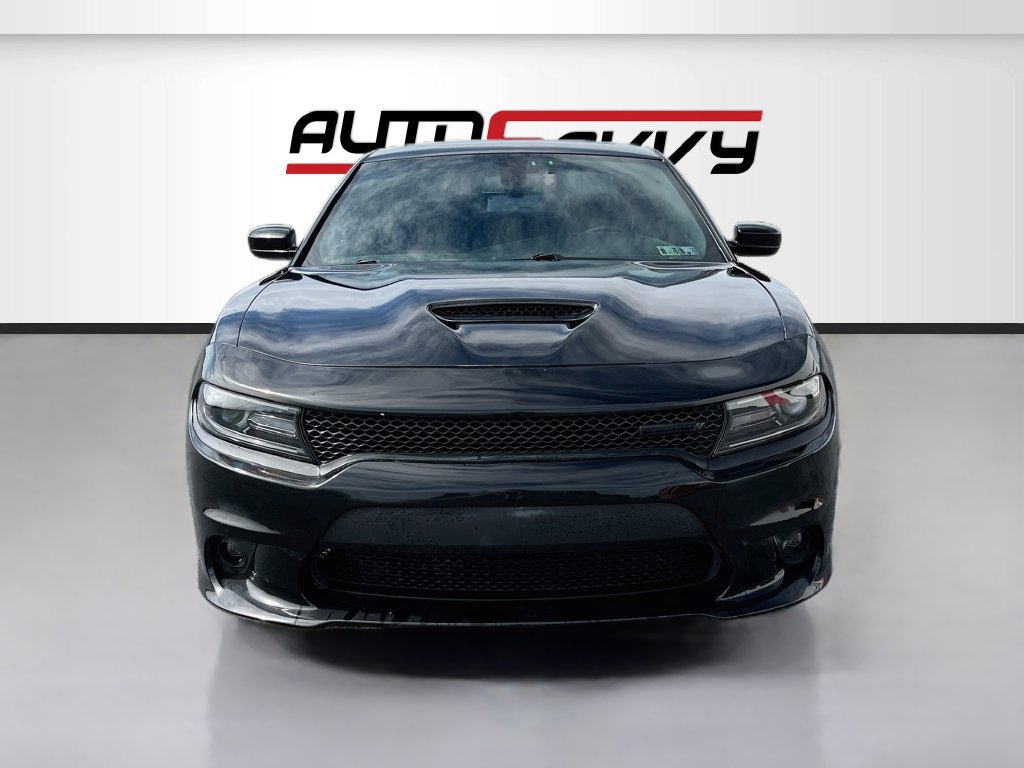 Used 2022 Dodge Charger R/T w/ Plus Group RWD image 2