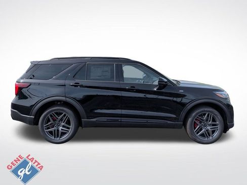 New 2026 Ford Explorer ST-Line AWD/4WD image 8