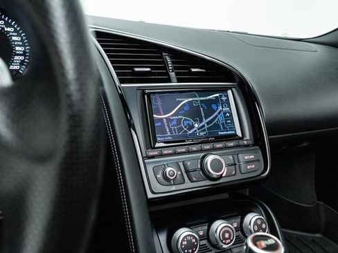 Used 2015 Audi R8 V10 AWD/4WD image 25