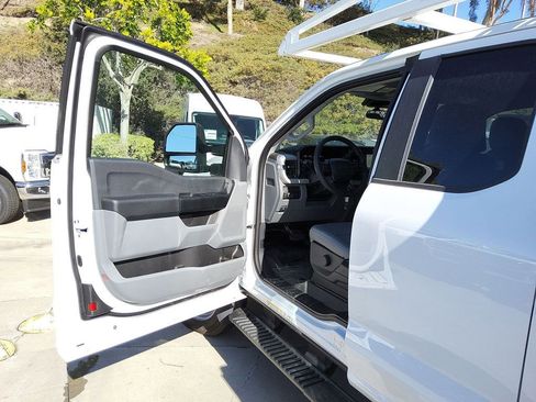 New 2025 Ford F450 XL w/ XL Chrome Package AWD/4WD image 5