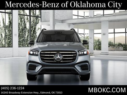 Used 2026 Mercedes-Benz GLS 450 4MATIC image 8
